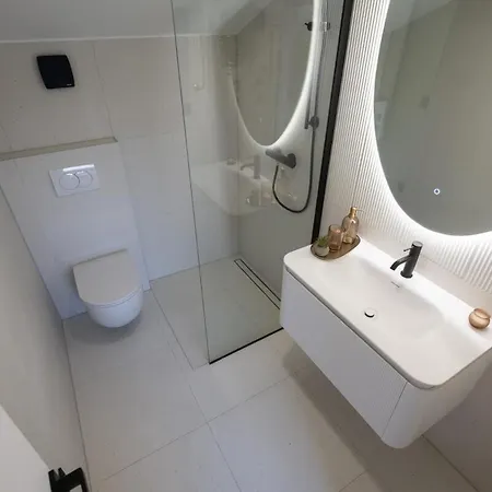 아파트 Luxury Rooftop Jacuzzi Duplex