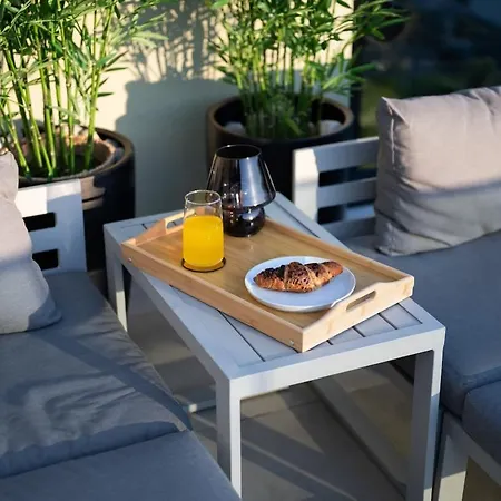 Apartment Luxury Rooftop Jacuzzi Duplex *